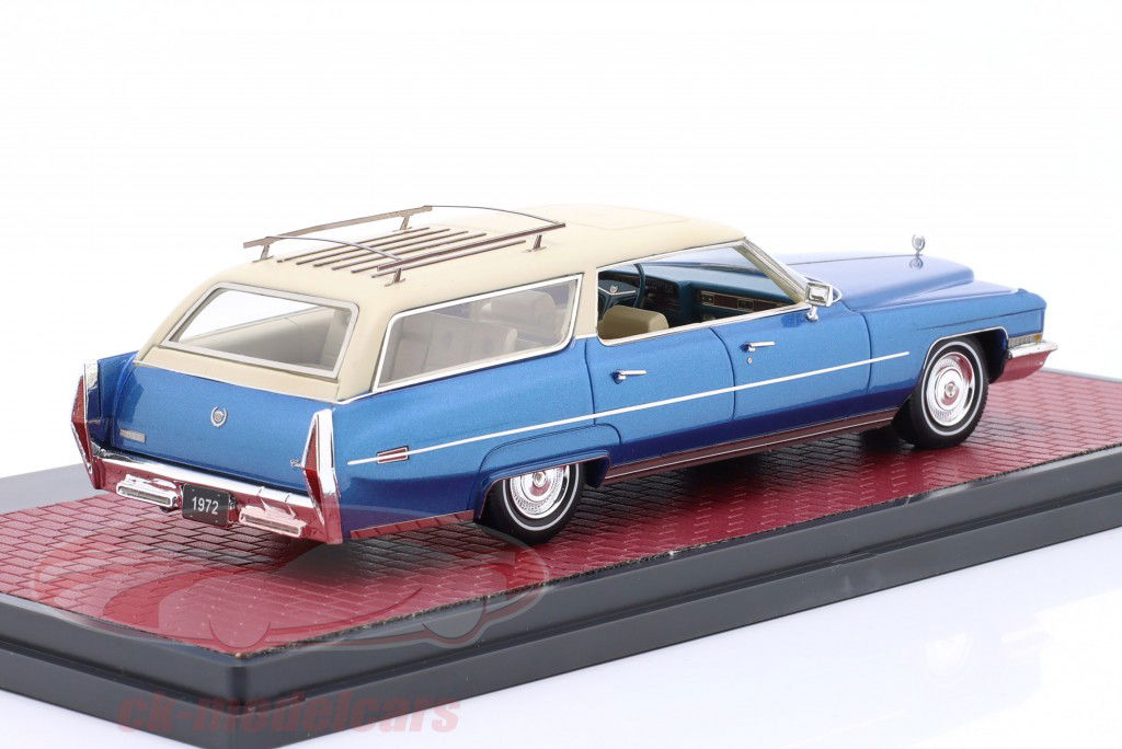 Cadillac DeVille ASC Stationwagon Year 1972 blue metallic / beige 1:43 Matrix