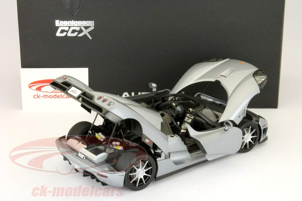 AUTOart 1:18 Koenigsegg CCX silver / silver 79003 モデル 車