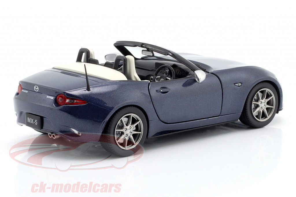 Mazda MX-5 Roadster Année de construction 2019 bleu foncé métallique 1:24 WhiteBox