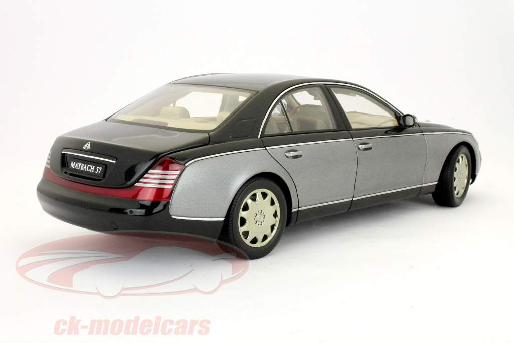 マイバッハ57 SWBカスピ海ブラック/グレーヒマラヤ1時18分オートアート