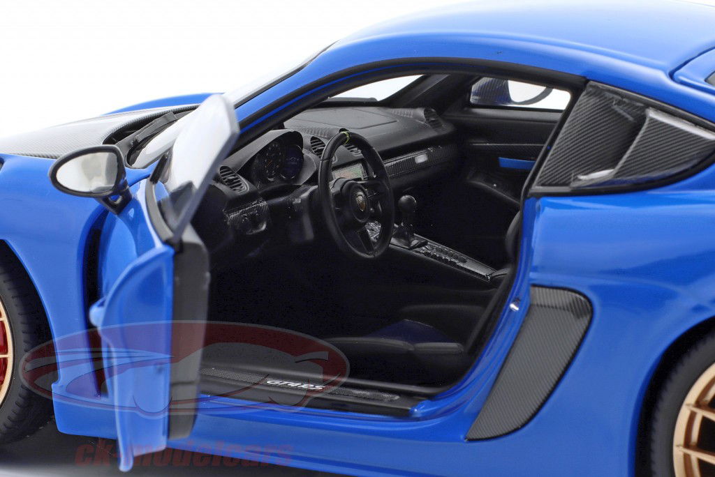 Porsche Cayman GT4 RS con Pacchetto Weissach Anno di costruzione 2024 blu 1:18 Minichamps