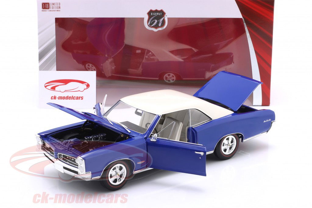 Pontiac GTO Año de construcción 1966 azul / blanco 1:18 Highway61