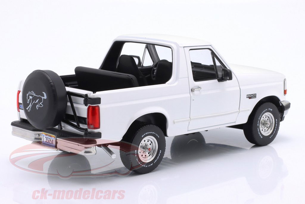 Ford Bronco XLT Année de construction 1993 Oxford blanc 1:18 Greenlight