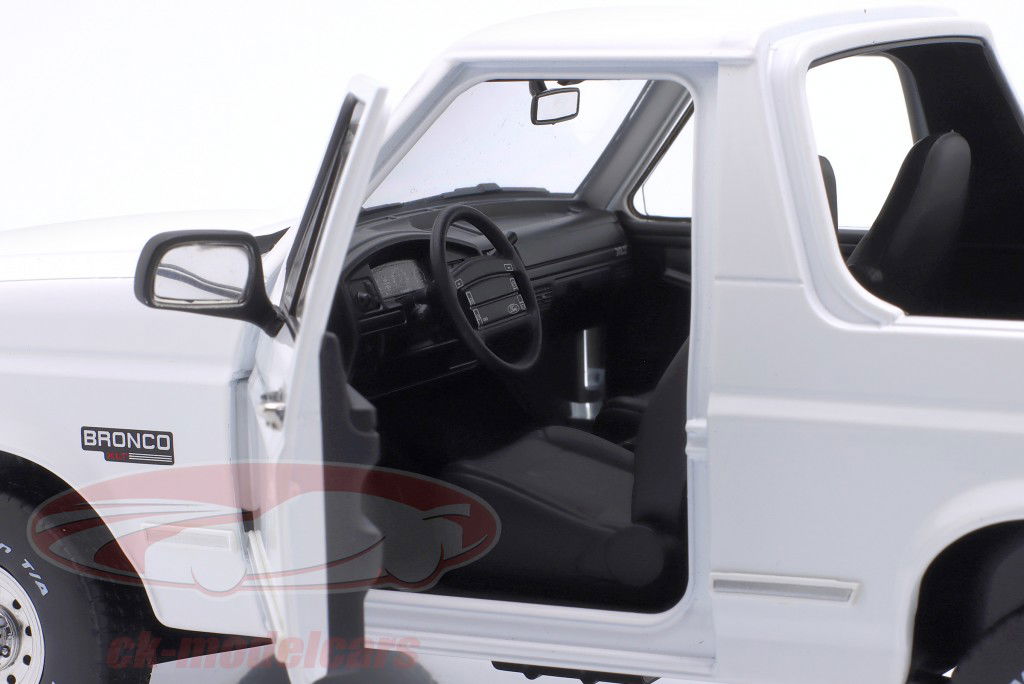Ford Bronco XLT Byggeår 1993 Oxford hvid 1:18 Greenlight