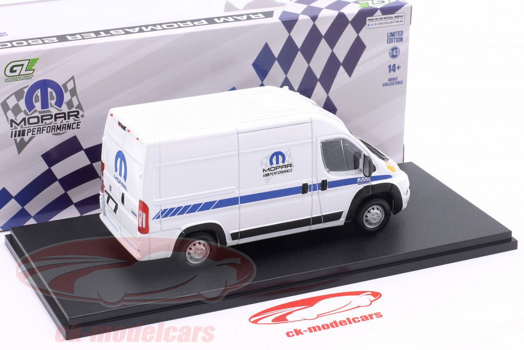 Ram Promaster 2500 Année de construction 2018 blanc / bleu 1:43 Greenlight