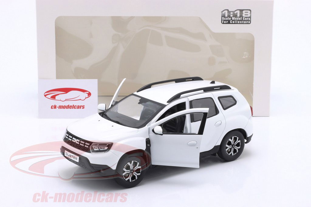 Dacia Duster PH.2.5 year 2024 white 1:18 Solido