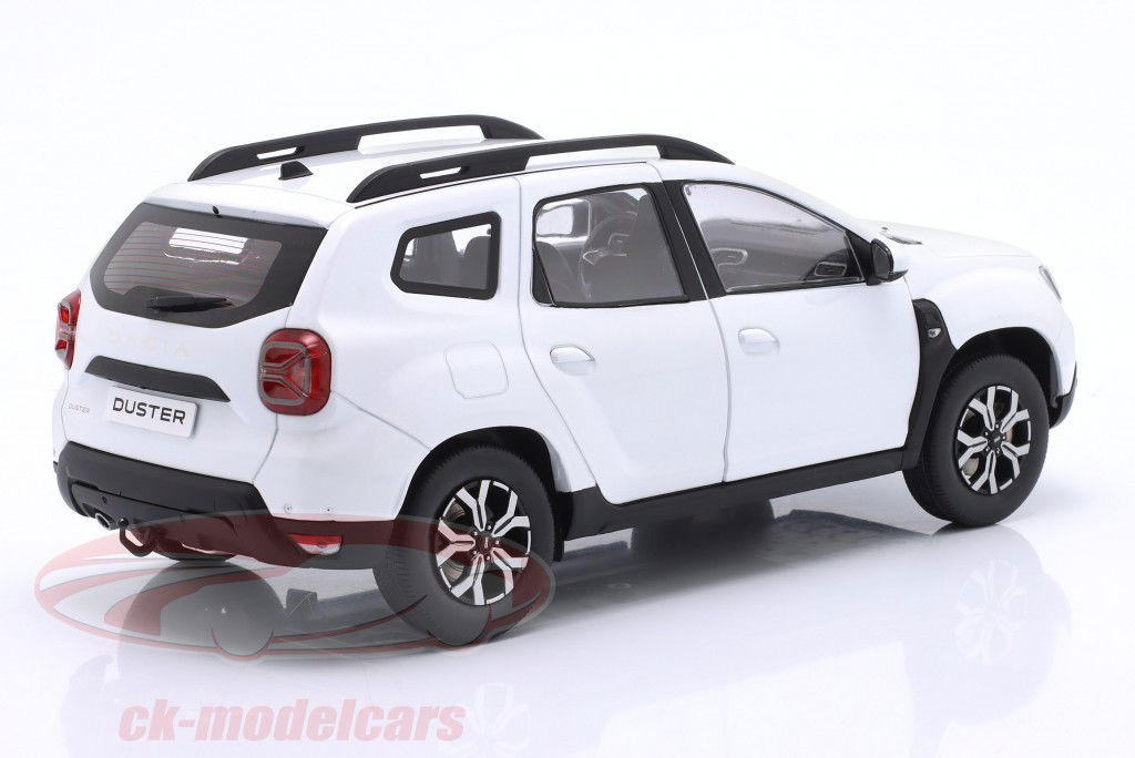 Dacia Duster PH.2.5 Byggeår 2024 hvid 1:18 Solido