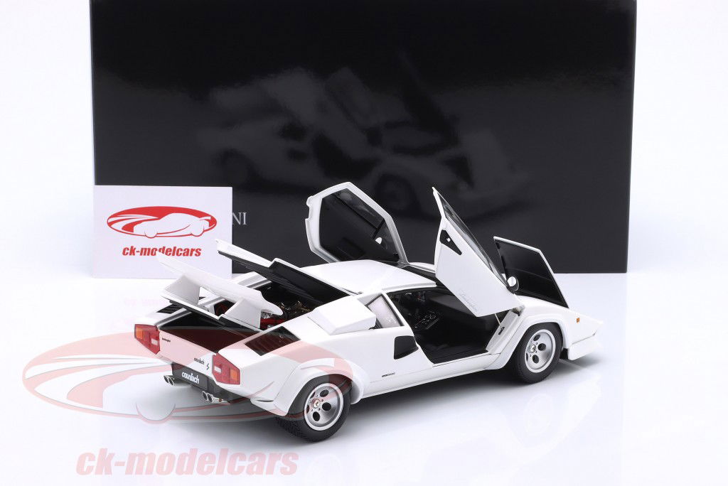 Lamborghini Countach LP 400S Year 1980 white 1:18 Kyosho