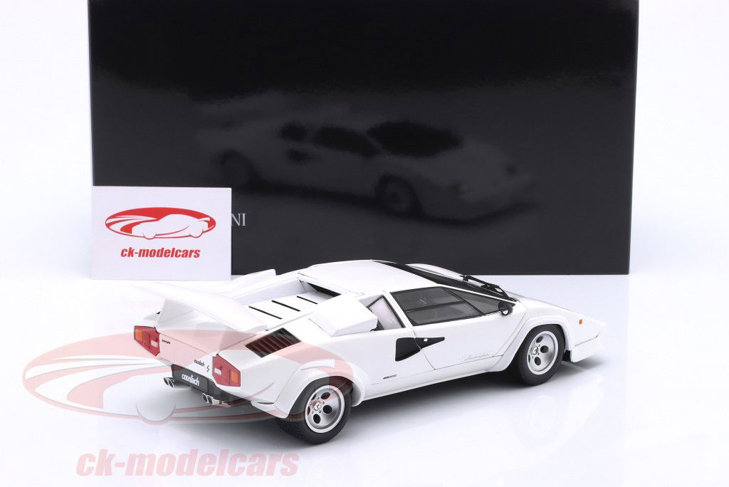 Lamborghini Countach LP 400S Year 1980 white 1:18 Kyosho