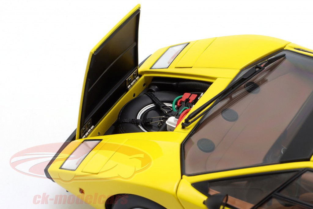 Lamborghini Countach LP 400 建造年份 1974 黄色的 1:18 Kyosho