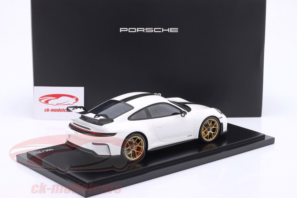 Porsche 911 (992.2) GT3 Anno di costruzione 2024 bianco 1:18 Spark