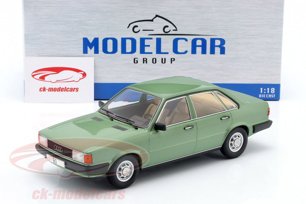 Audi 80 Year 1978 light green metallic 1:18 ModelCar Group