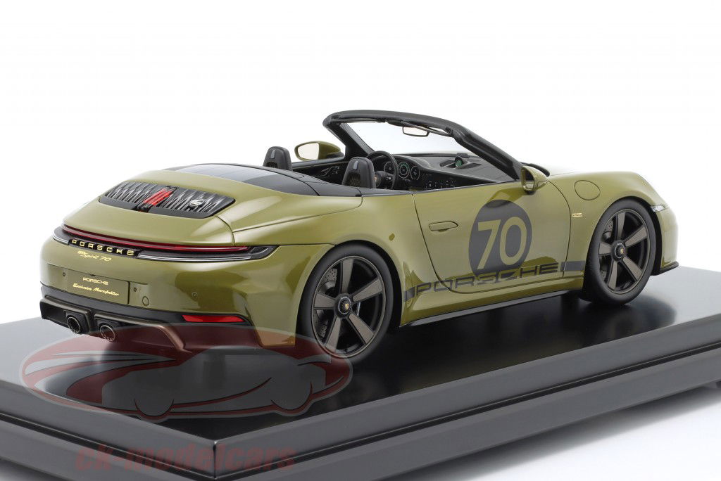 Porsche 911 (992.2) Spirit 70 Année de construction 2025 olive neo 1:12 Spark