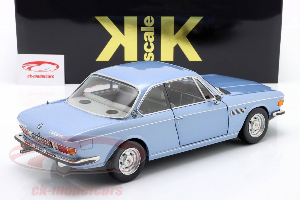 BMW 3.0 CSi (E9) mit Alufelgen Baujahr 1971 hellblau metallic 1:12 KK-Scale