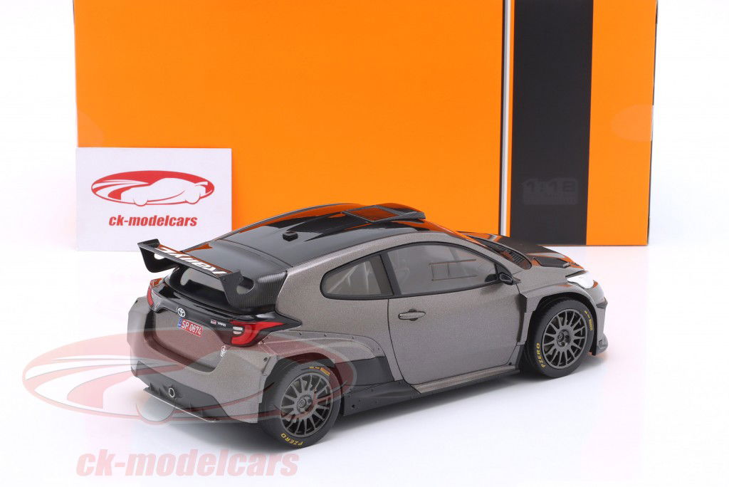 Toyota GR Yaris Rally2 2024 grå 1:18 Ixo