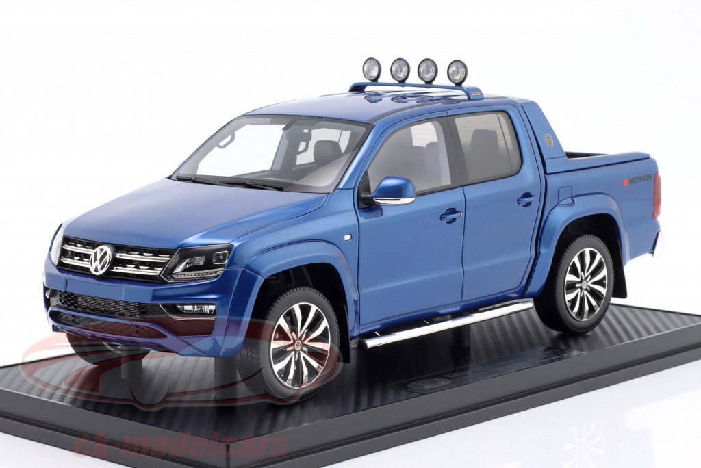 Volkswagen VW Amarok blu metallico 1:18 Radscale Models
