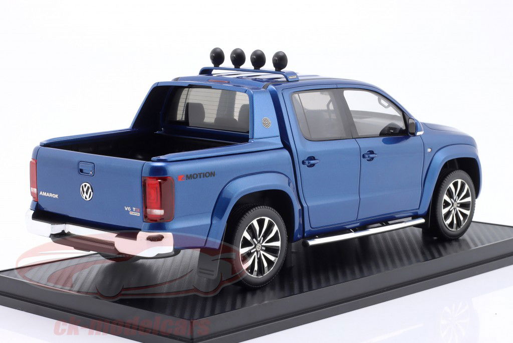 Volkswagen VW Amarok 青 メタリック 1:18 Radscale Models
