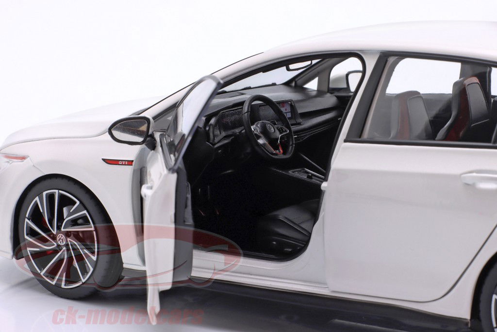 Volkswagen VW Golf GTI Anno di costruzione 2021 bianco metallico 1:18 Norev