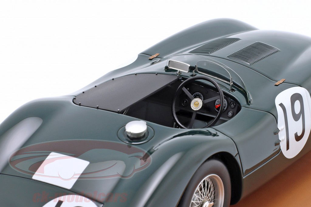 Jaguar C-Type Longtail #19 24h LeMans 1952 Whitehead, Stewart 1:18 Tecnomodel