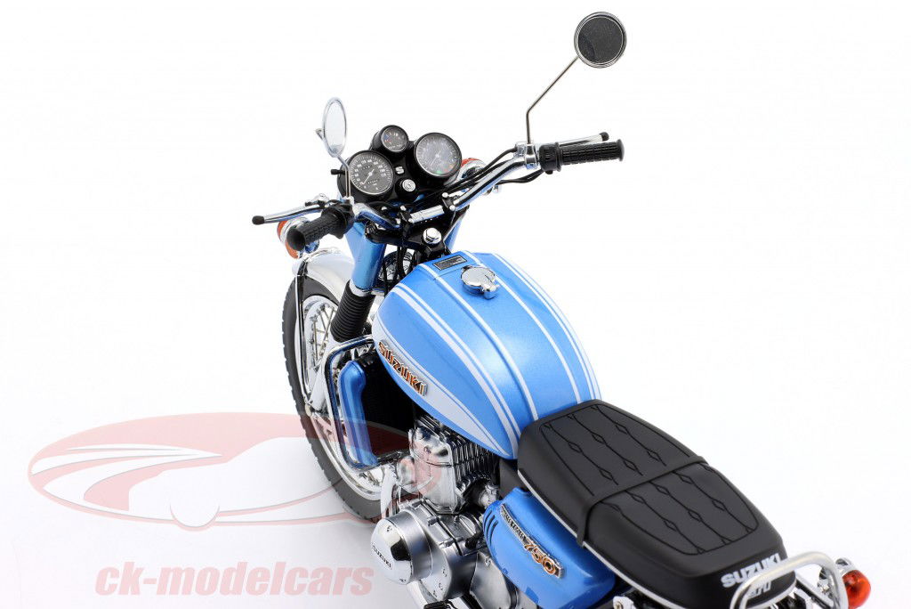 Suzuki GT 750 J 建造年份 1973 蓝色的 金属 1:12 Minichamps