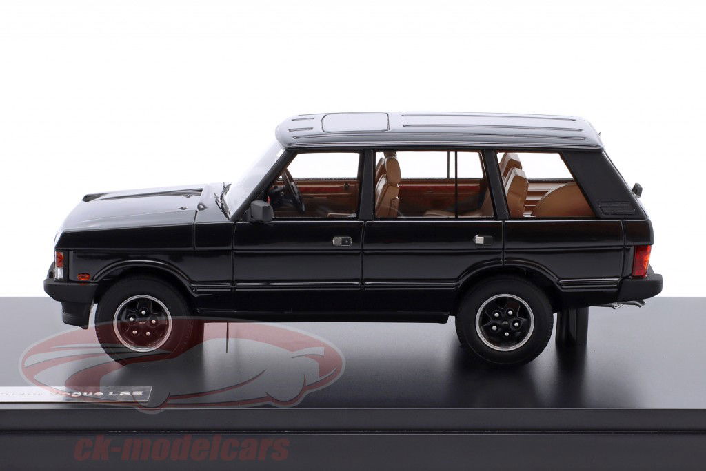 Range Rover Vogue LSE Año de construcción 1992 negro 1:43 Matrix