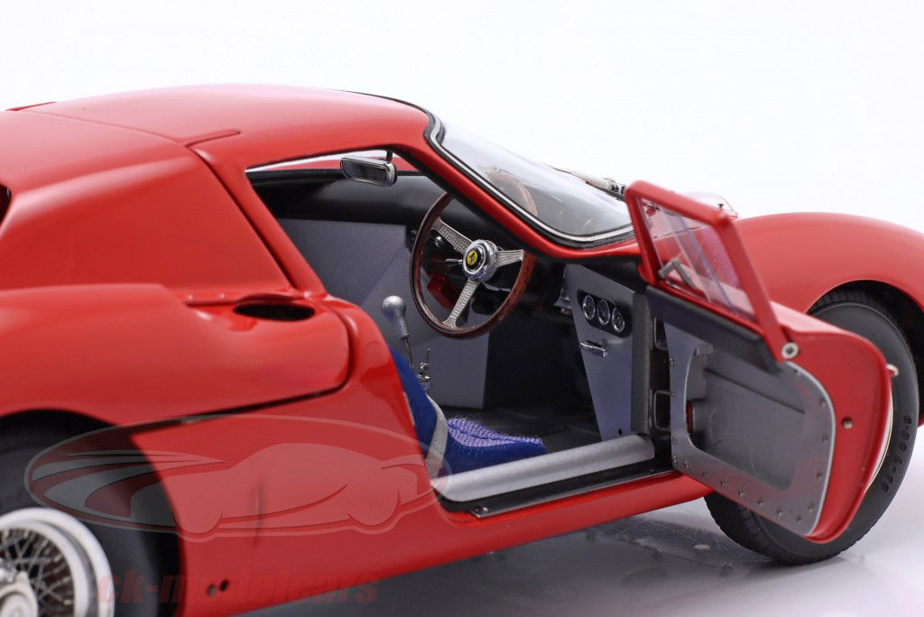 Ferrari 250 LM Année de construction 1964 rouge 1:18 CMC