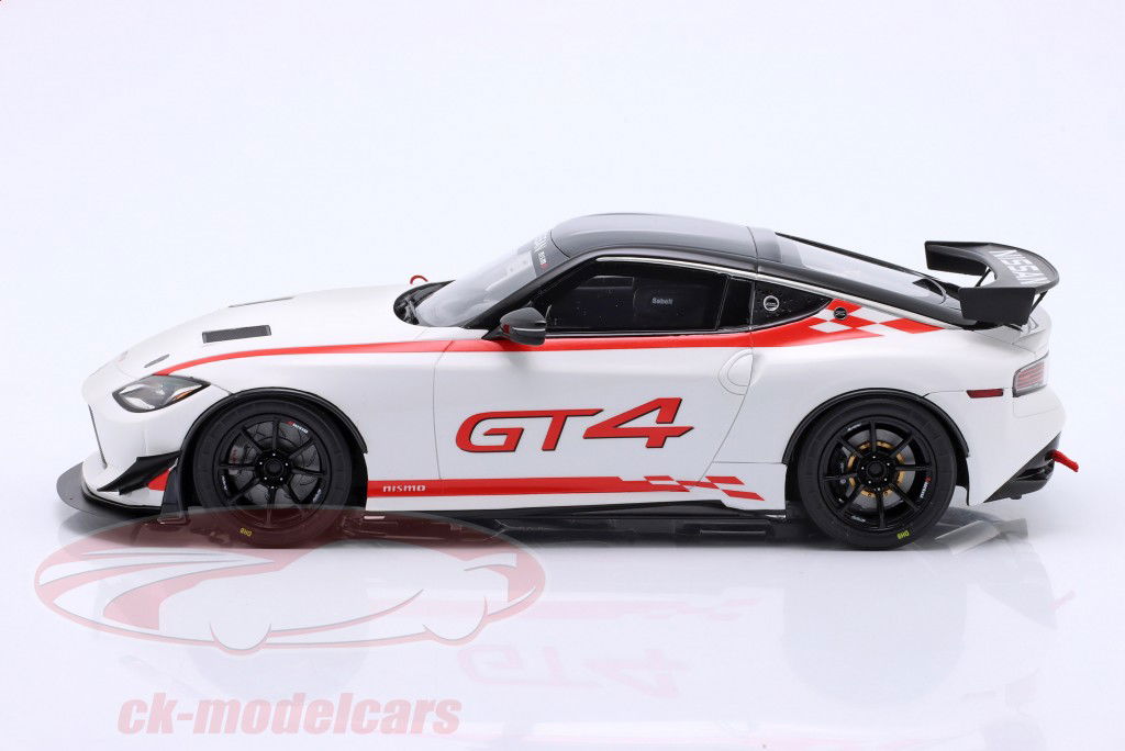 Nissan Z GT4 Coupe Bouwjaar 2022 wit / rood 1:18 OttOmobile