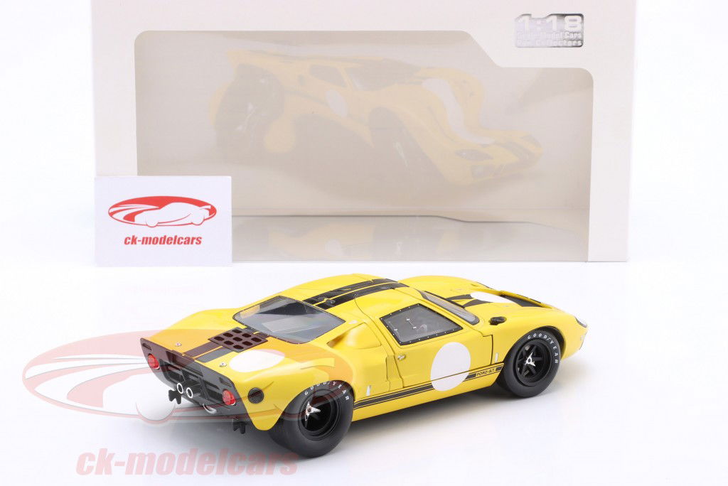 Ford GT40 MK1 Год постройки 1968 желтый / черный 1:18 Solido