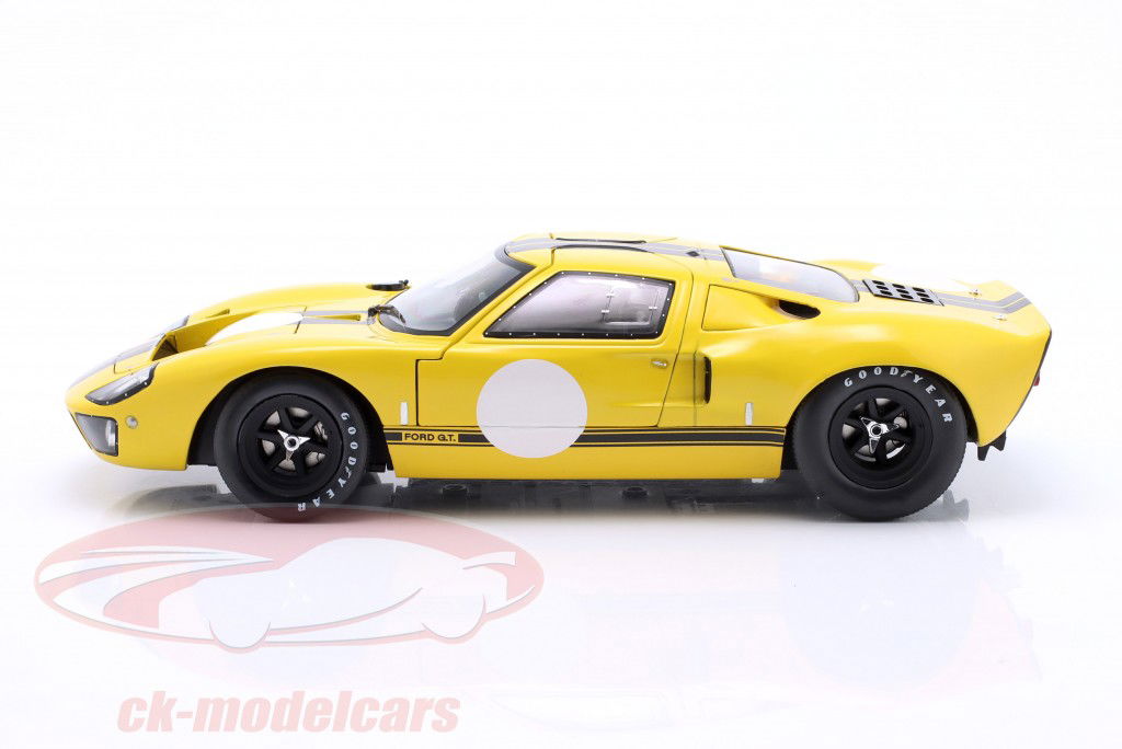 Ford GT40 MK1 Год постройки 1968 желтый / черный 1:18 Solido