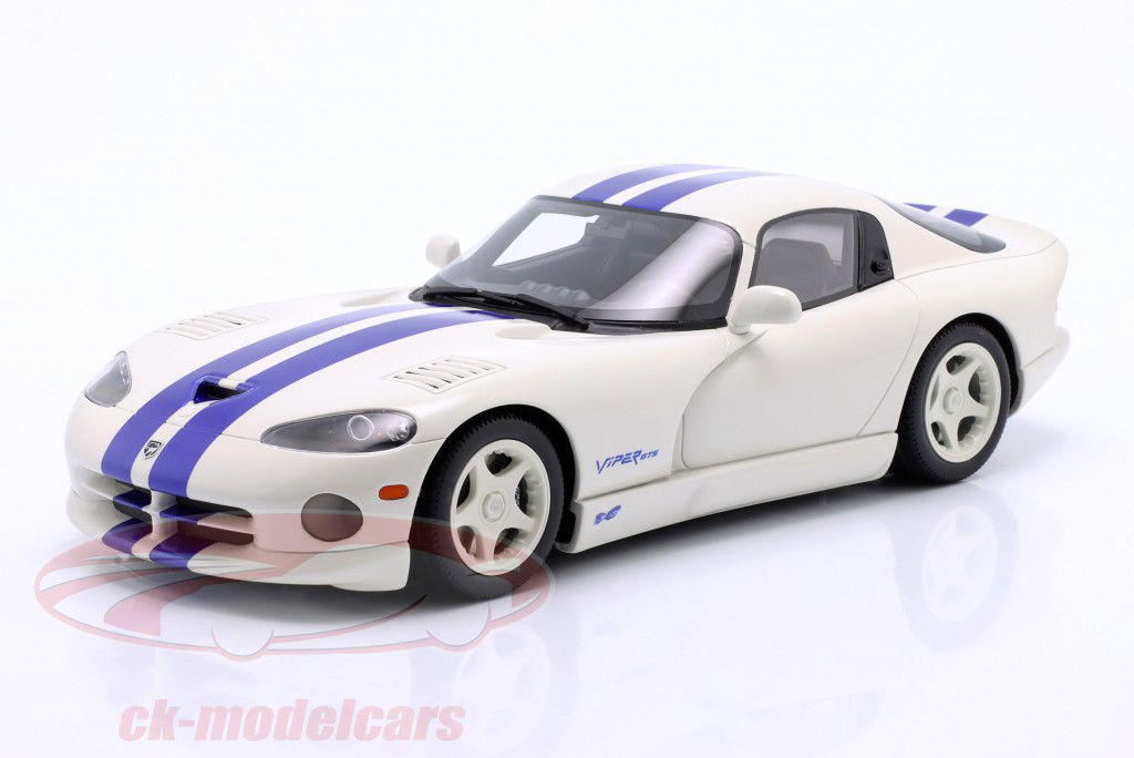 Dodge Viper GTS Coupe year 1996 white 1:18 GT-Spirit