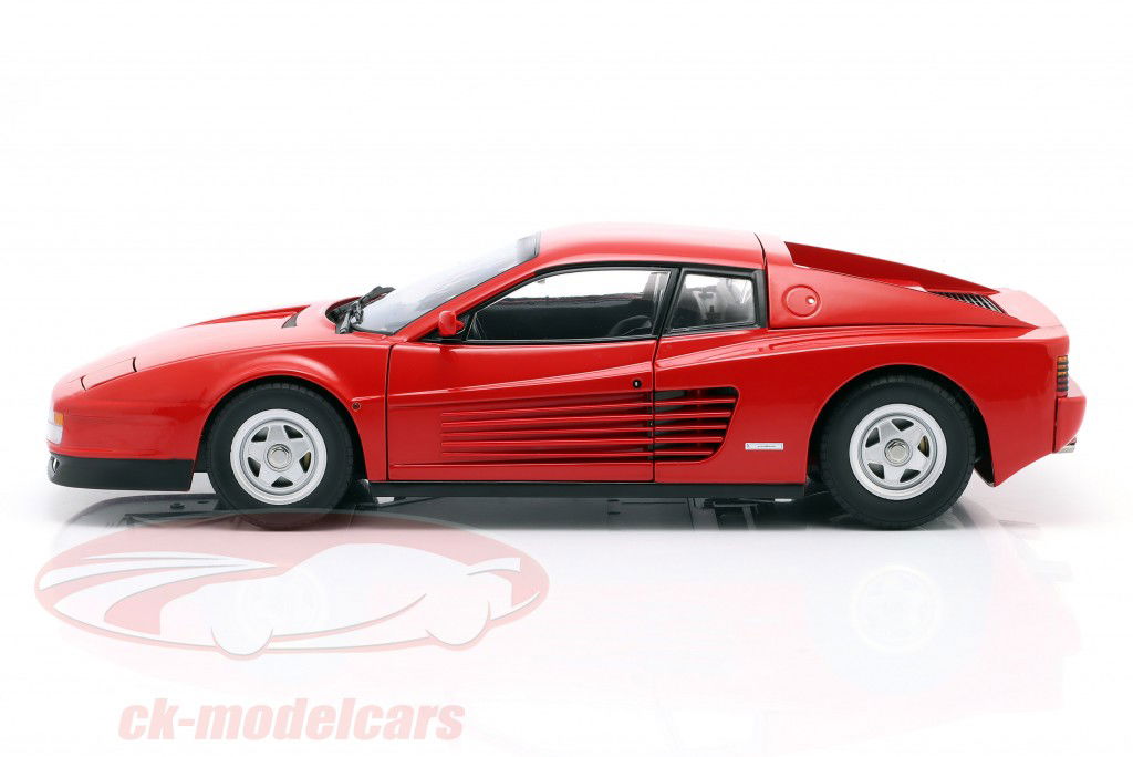 Ferrari Testarossa Год постройки 1986 красный 1:12 KK-Scale