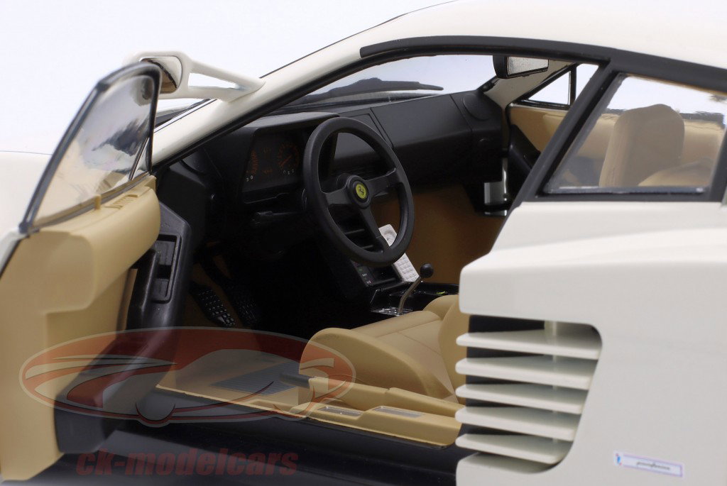 Ferrari Testarossa Monospeccio Versión estadounidense Año de construcción 1984 blanco 1:12 KK-Scale