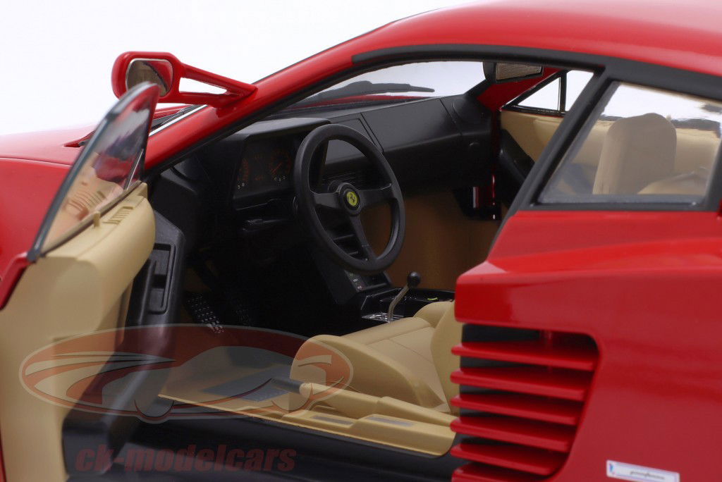 Ferrari Testarossa Monospecchio Año de construcción 1984 rojo 1:12 KK-Scale
