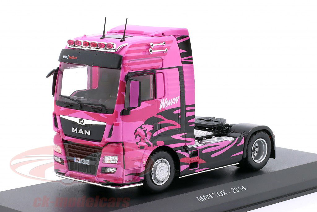 MAN TGX mulher caminhoneiro Ano de construção 2014 rosa 1:43 Hachette