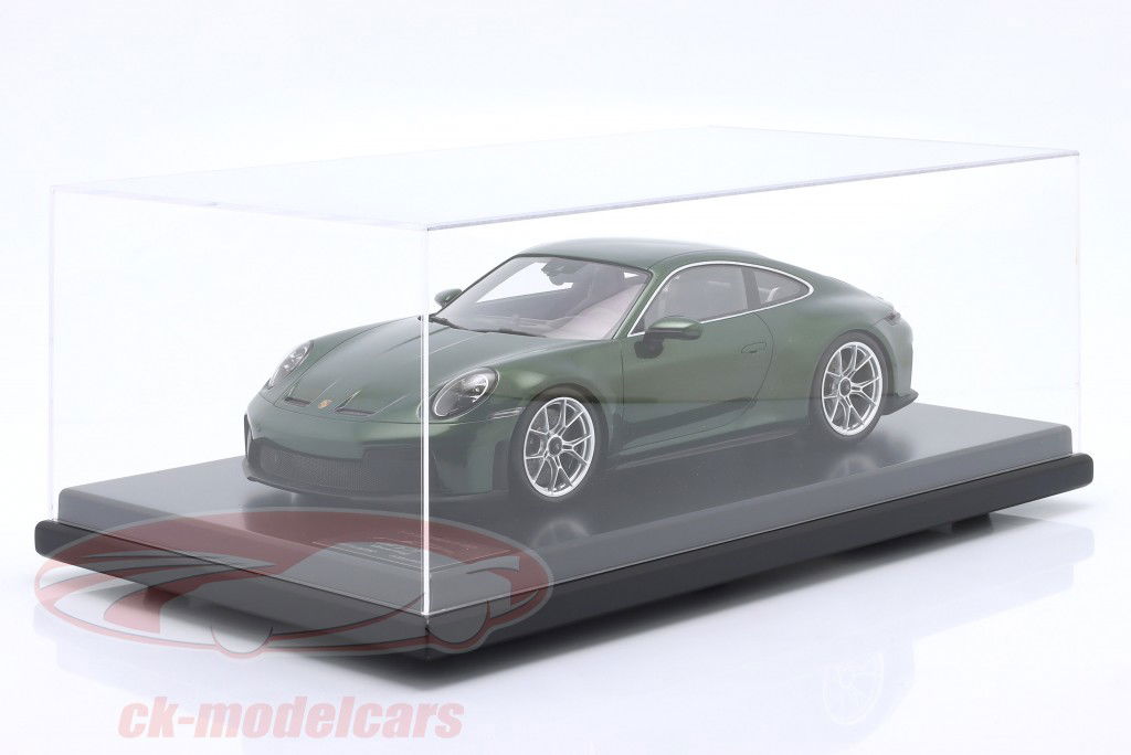 Porsche 911 (992.2) GT3 Touring Anno di costruzione 2025 verde quercia metallico 1:12 Spark
