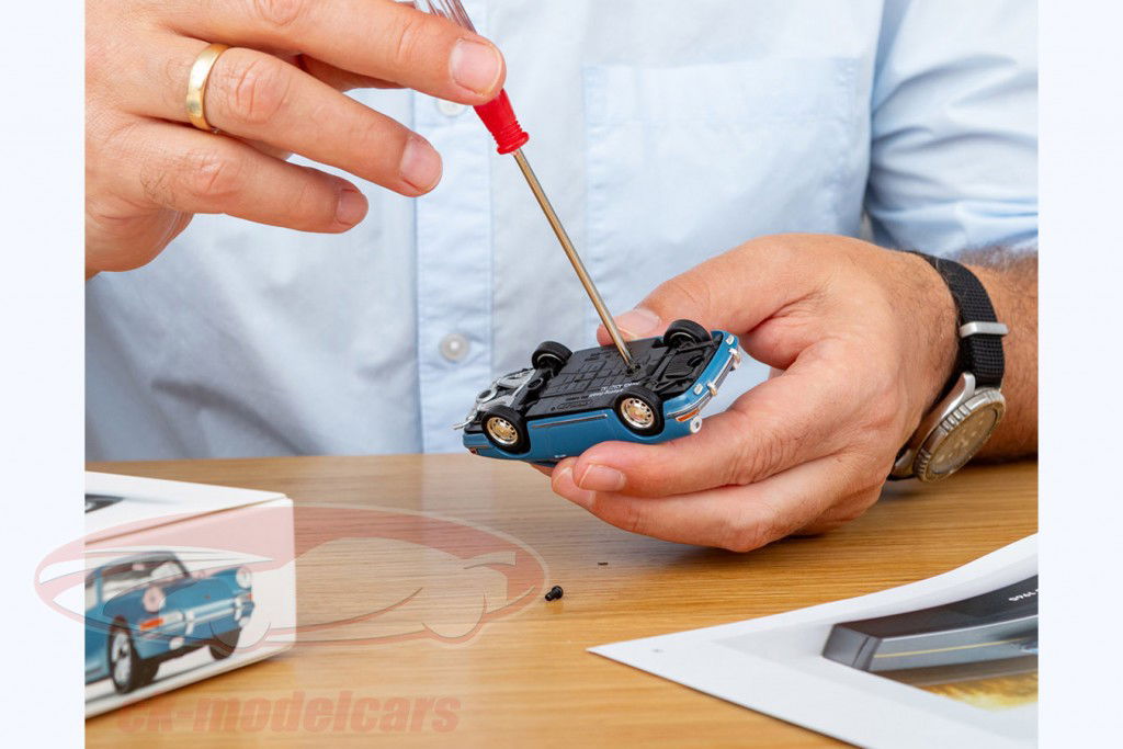 Porsche Adventskalender: Porsche 911 Baujahr 1965 emailblau 1:43 Franzis