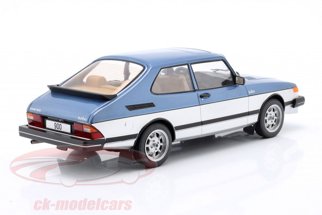 Saab 900 Turbo синий металлический / серебро 1:18 ModelCar Group