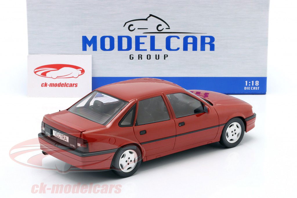 Opel Vectra A 2000 Año de construcción 1988 rojo oscuro metálico 1:18 ModelCar Group