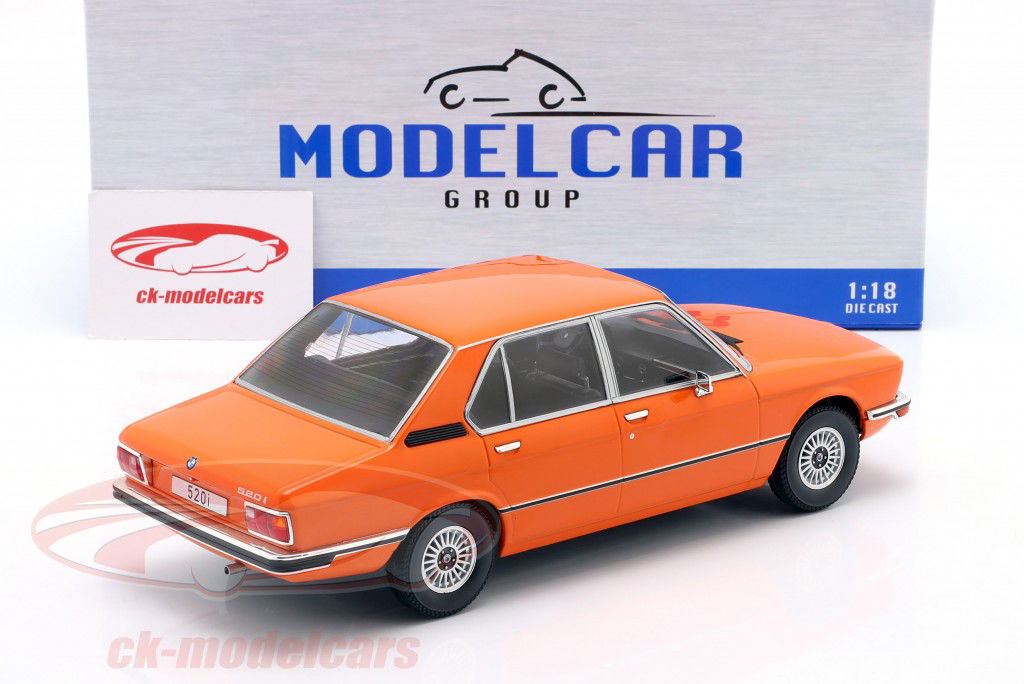 BMW 5er Serie (E12) Baujahr 1973 orange 1:18 ModelCar Group