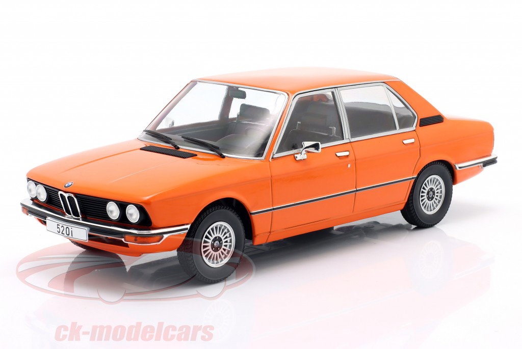 BMW 5 Series (E12) Année de construction 1973 orange 1:18 ModelCar Group