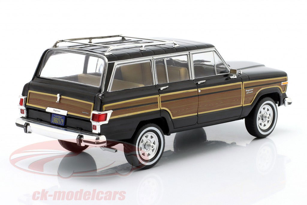 Jeep Grand Wagoneer Byggeår 1981 sort 1:24 WhiteBox