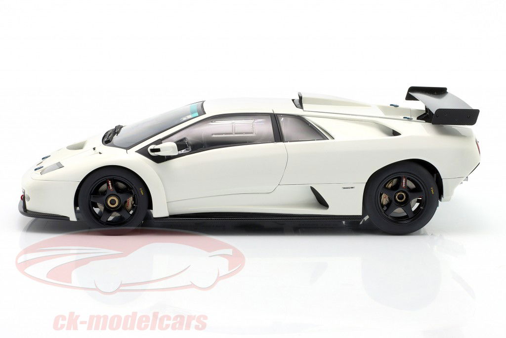 Lamborghini Diablo GTR Год постройки 1999 белый 1:18 AUTOart