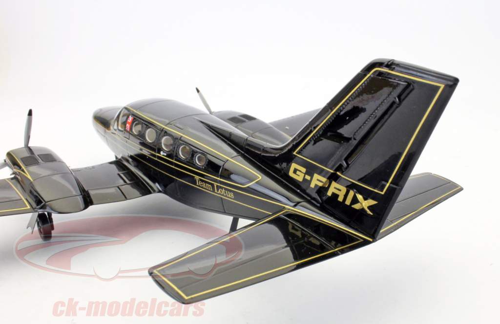 Colin Chaman's Cesna 414 Flugzeug Team Lotus 1:43 Spark