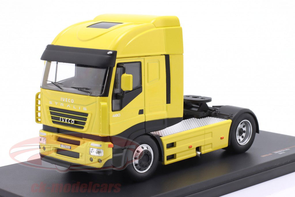 Iveco Stralis SZM Année de construction 2002 jaune 1:43 Ixo
