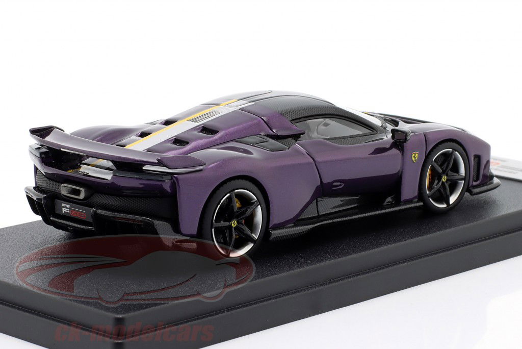 Ferrari F80 Année de construction 2025 métallique violet 1:43 LookSmart