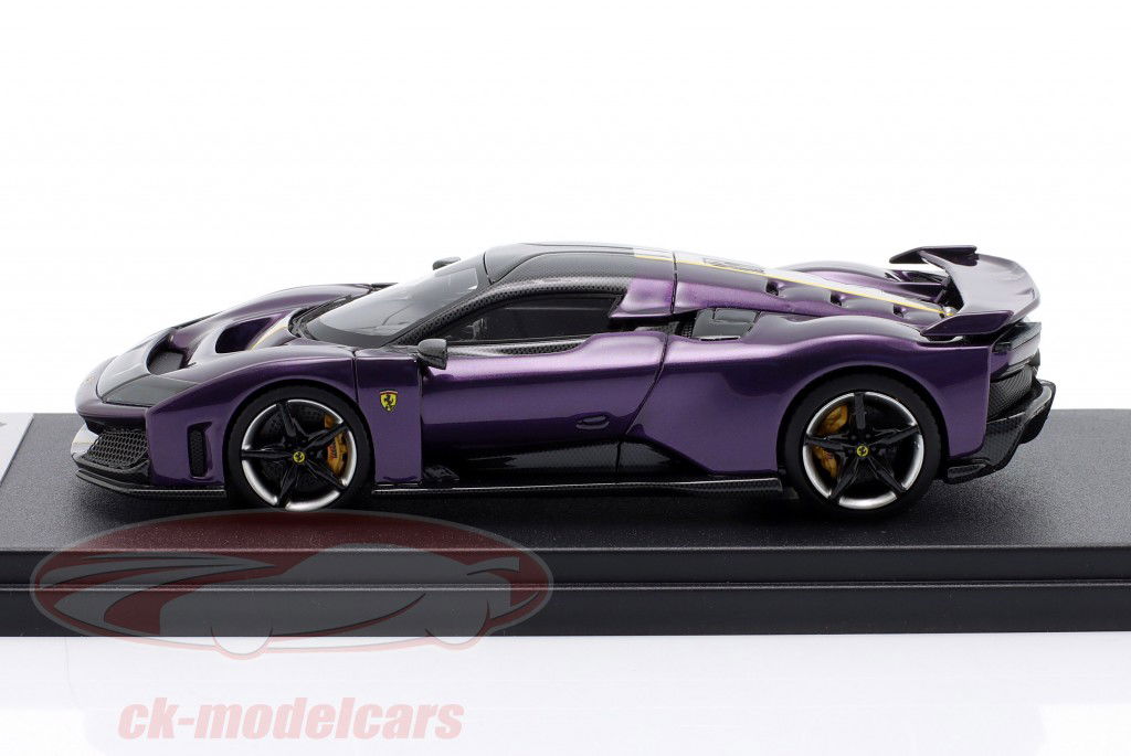 Ferrari F80 Année de construction 2025 métallique violet 1:43 LookSmart