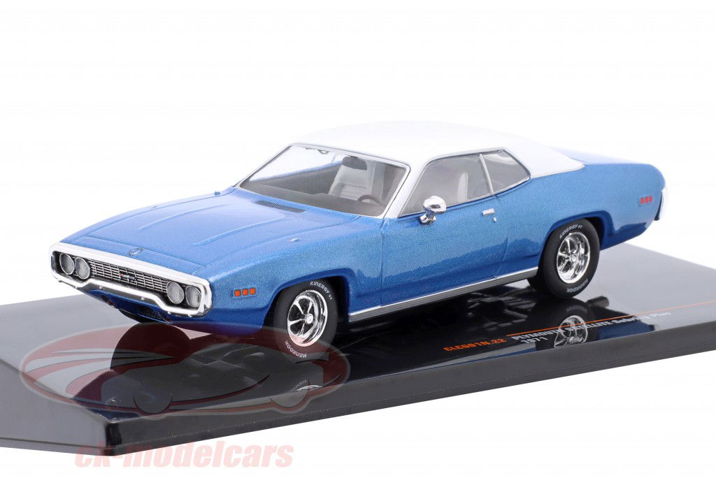 Plymouth Satellite Sebring Plus 建造年份 1971 蓝色的 金属 / 白色的 1:43 Ixo