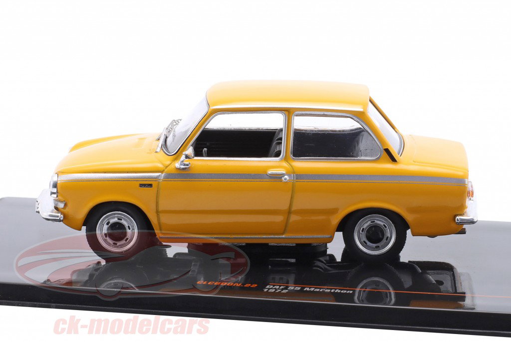 DAF 55 Marathon Année de construction 1972 orange 1:43 Ixo