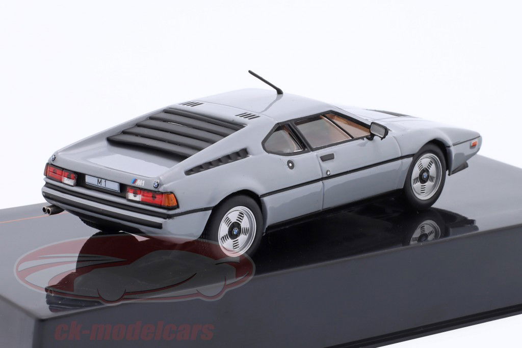 BMW M1 Baujahr 1978 grau 1:43 Ixo