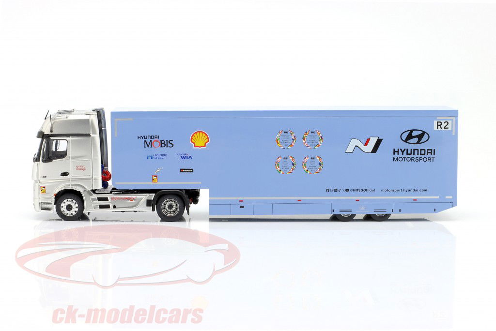 Mercedes-Benz Actros MP4 гоночный транспортер Hyundai Motorsport 1:43 Ixo